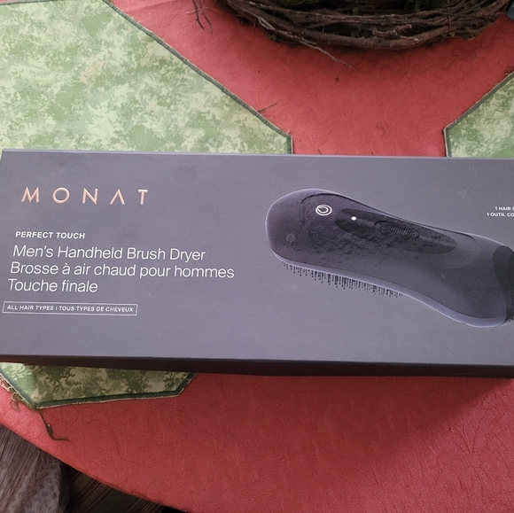 Monat Other - NIB MONAT Men's Handheld Brush Dryer